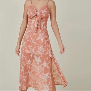 NWOT Cutout MIDI Dress